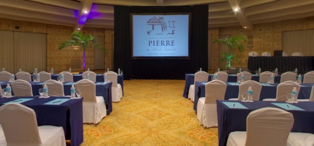 Pierre Mundo Imperial, Acapulco