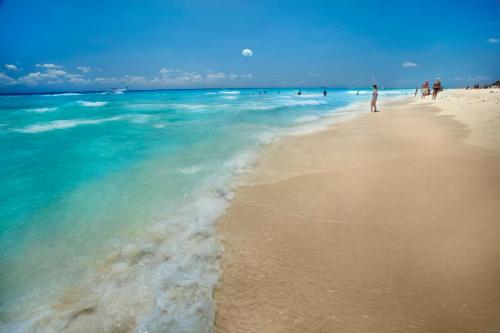 Viva Wyndham Azteca, Playacar