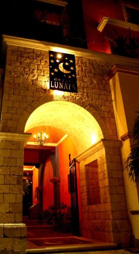 Lunata, Playa del Carmen