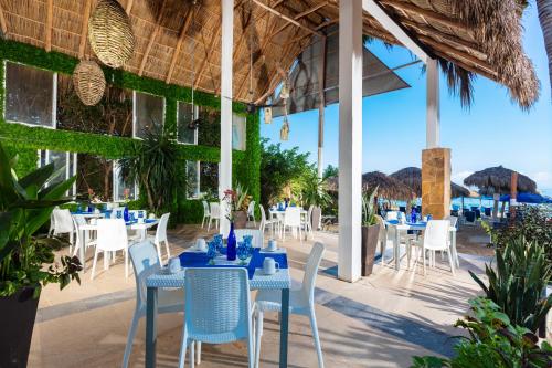 Blue Chairs, Puerto Vallarta