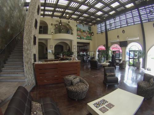 Posada Virreyes, Tlaquepaque