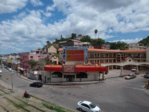 Colonial de Nogales, Nogales