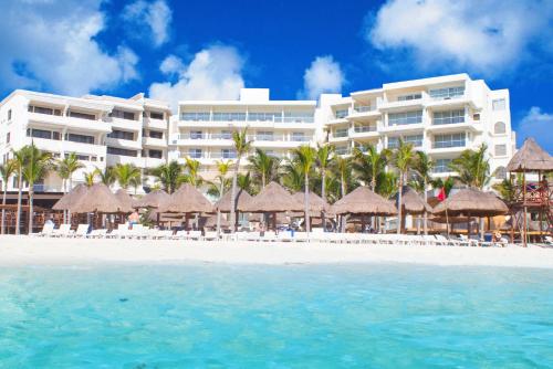 NYX Cancún, Cancún