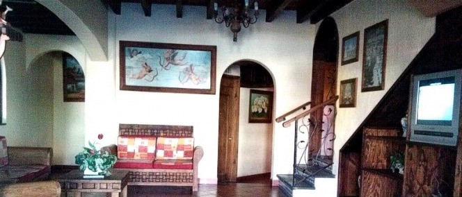 La Capilla, Ezequiel Montes
