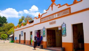 What to do in San Cristóbal de las Casas, Handicraft Market